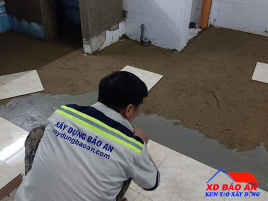 Đội thợ thi công chống thấm nhà vệ sinh quận 2