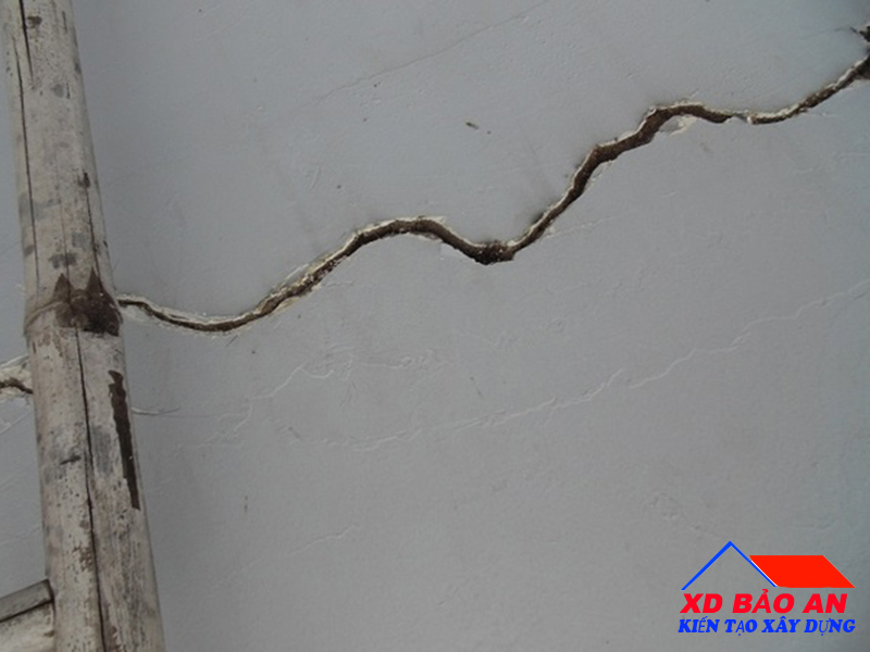 Nguyên nhân tường nhà bị nứt? vì sao tường nhà bị nứt? 
