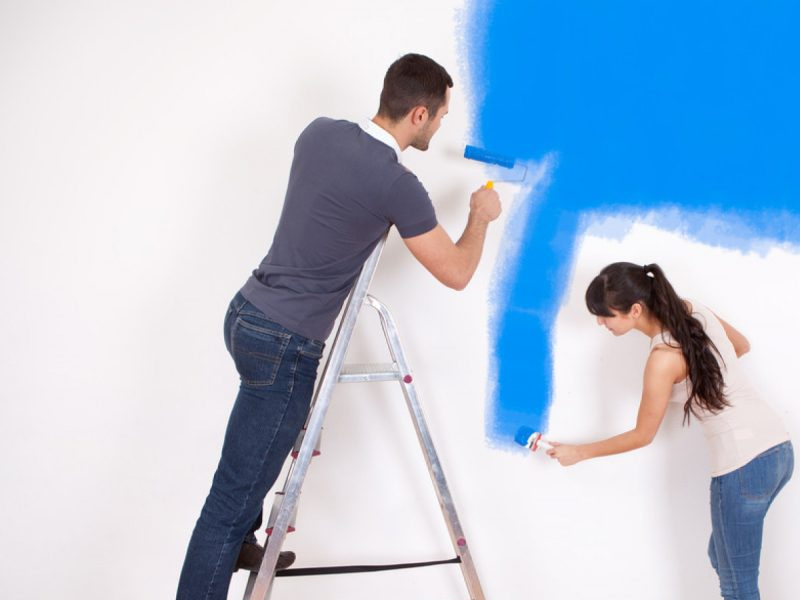 Sơn đè lên lớp sơn cũ - Cách thực hiện và lợi ích 2 Tại sao cần sơn đè lên lớp sơn cũ?