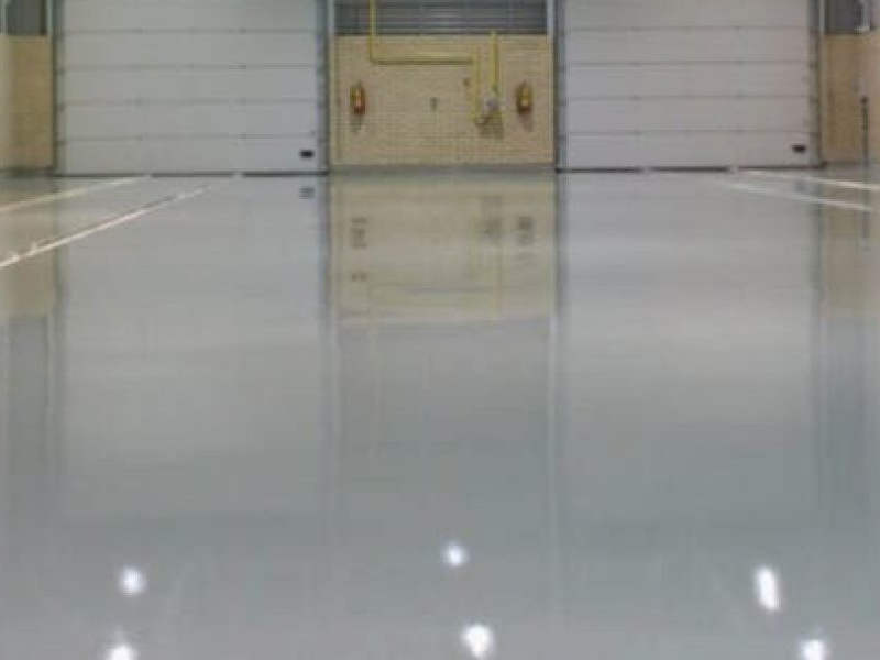 Thi công sơn epoxy nền nhà xưởng chuyên nghiệp 4 Bước 5. Tăng lớp phủ bảo vệ