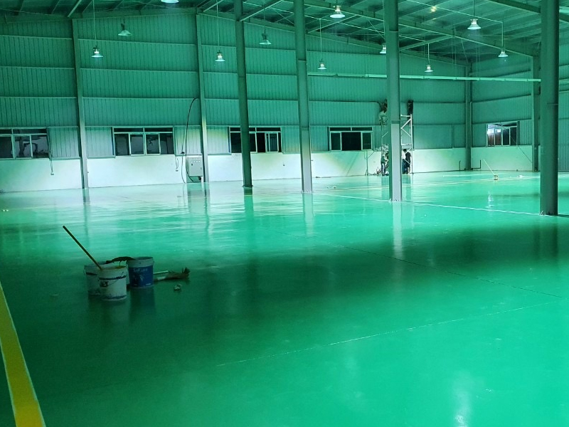 Thi công sơn epoxy nền nhà xưởng chuyên nghiệp 5 Lợi ích của thi công sơn epoxy nền nhà xưởng