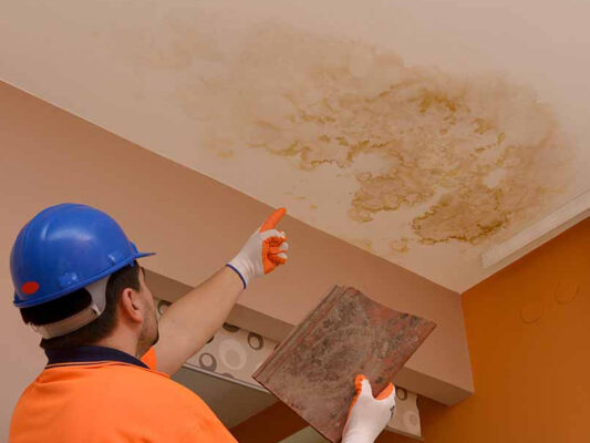 Cách chống thấm trần nhà bị nứt, Giải quyết vấn đề nhà vệ sinh bị thấm nước xuống tầng dưới