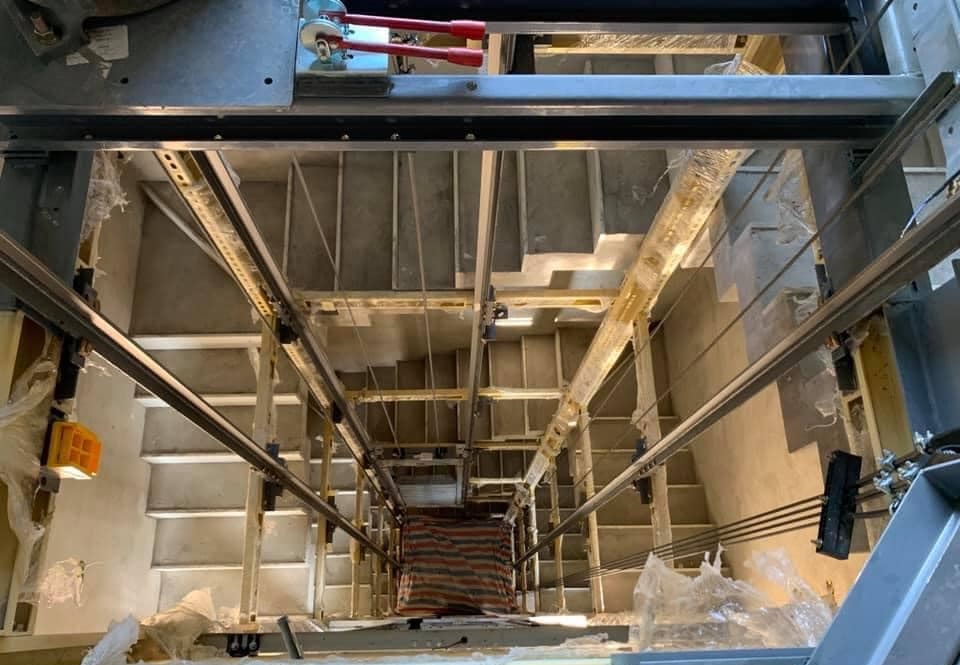 Chống thấm hố thang máy chất lượng, nhanh, hiệu quả 3 Ưu Điểm Khi Chọn Dịch Vụ Chống Thấm Hố Thang Máy Của Công Ty Bảo An