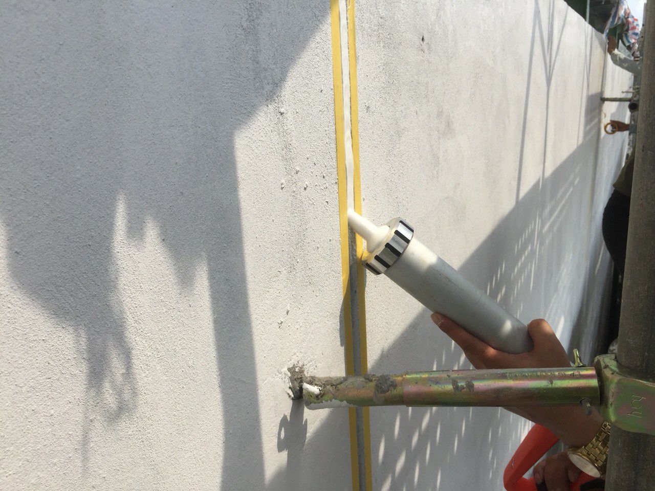 Cách Chống Thấm Khe Co Giãn Hiệu Quả Cao