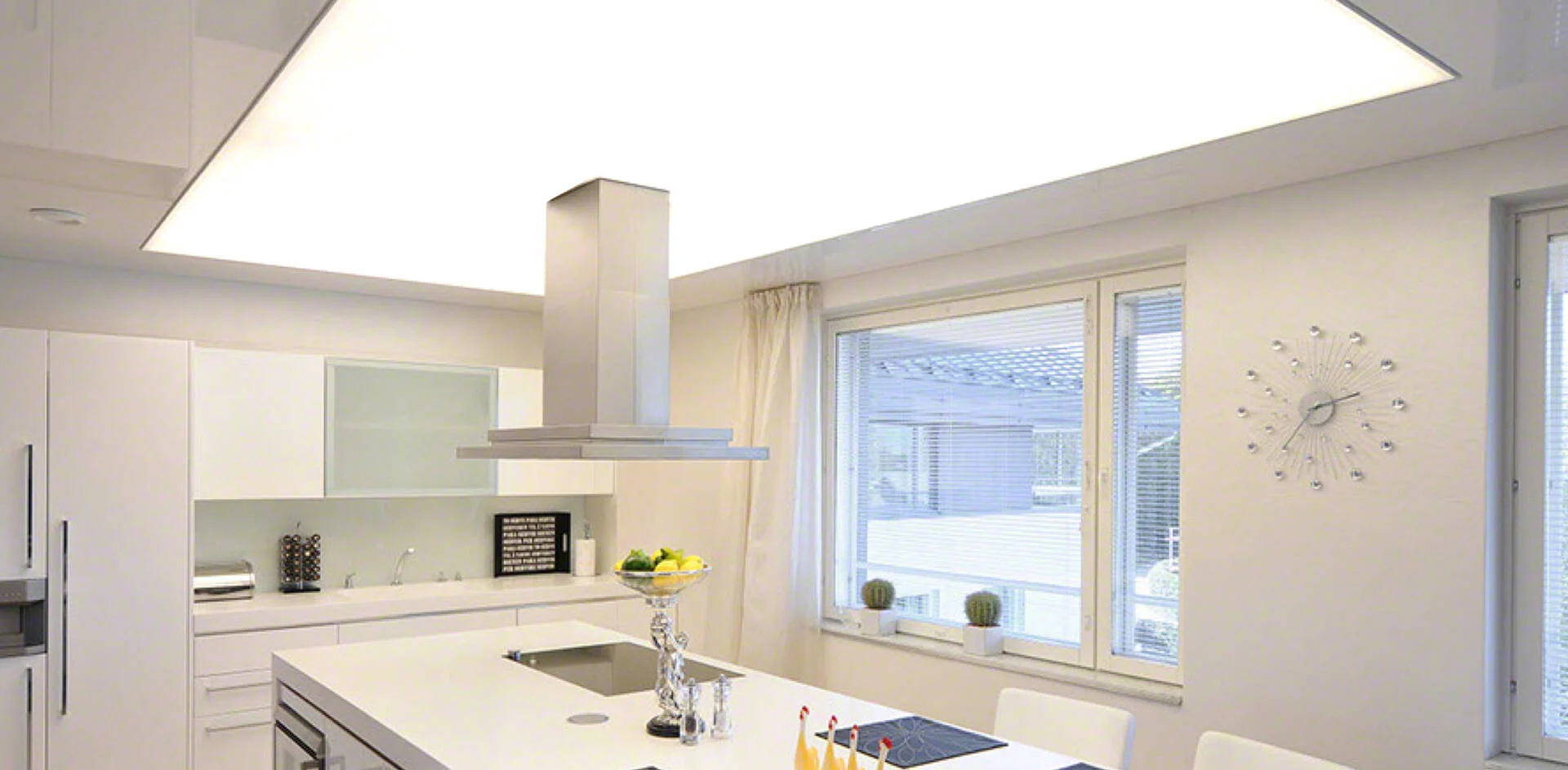 Lưu ý khi lựa chọn trần xuyên sáng cho nhà ở